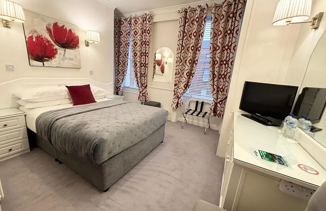 Dergvale Hotel-1