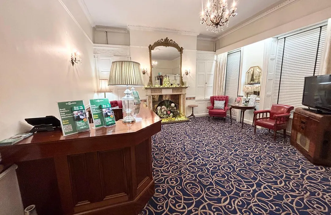 Dergvale Hotel-1